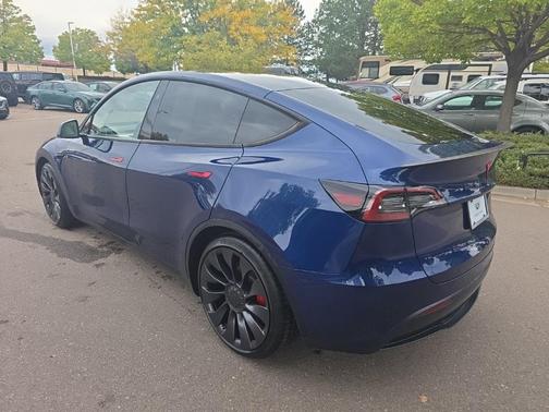 2023 Tesla Model Y Performance