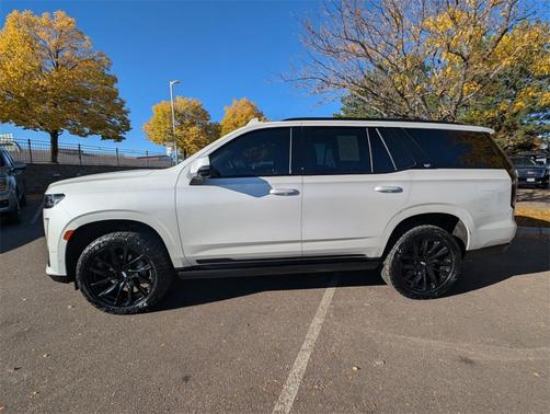 2023 Cadillac Escalade Sport