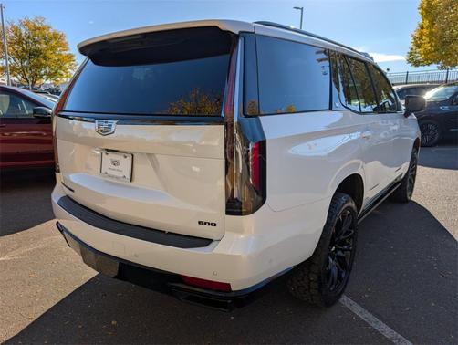 2023 Cadillac Escalade Sport