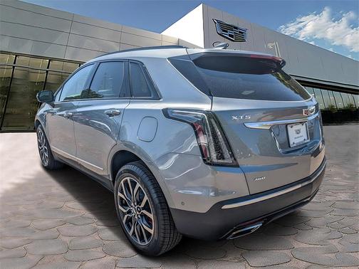 2025 Cadillac XT5 Sport