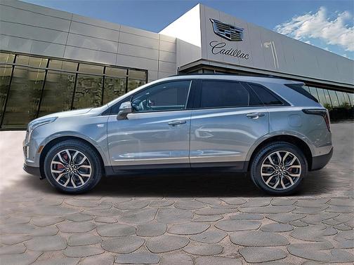 2025 Cadillac XT5 Sport