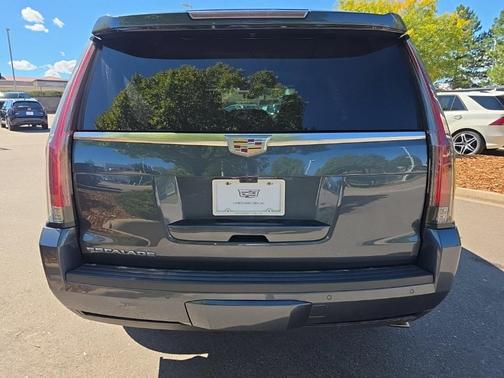 2019 Cadillac Escalade Platinum