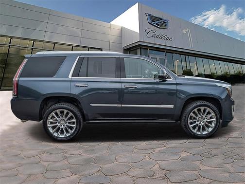 2019 Cadillac Escalade Platinum