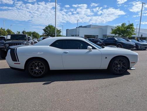 2016 Dodge Challenger R/T Scat Pack
