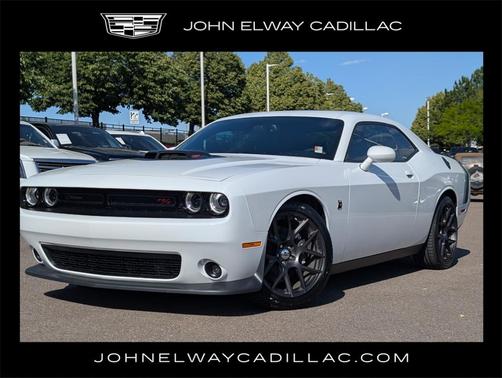 2016 Dodge Challenger R/T Scat Pack