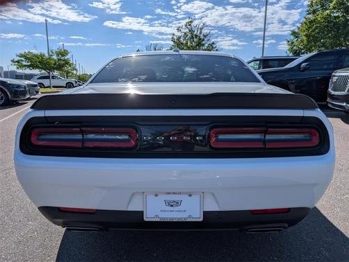 2016 Dodge Challenger R/T Scat Pack