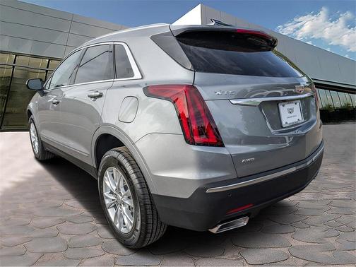 2025 Cadillac XT5 Luxury