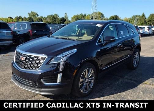 2022 Cadillac XT5 Premium Luxury