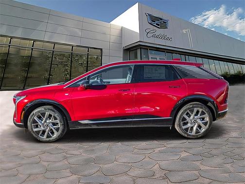 2026 Cadillac OPTIQ Luxury