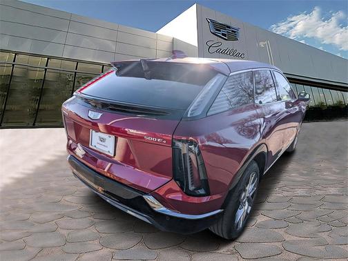 2026 Cadillac OPTIQ Luxury