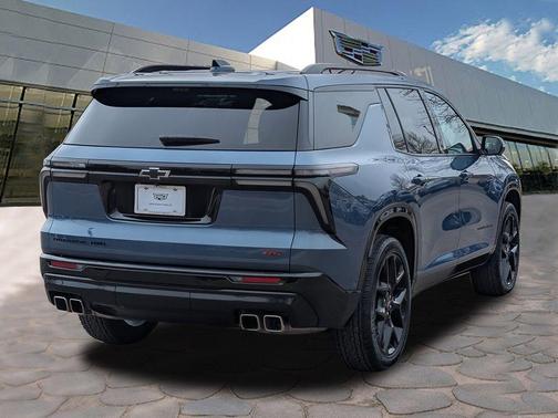 2025 Chevrolet Traverse RS