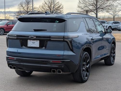 2025 Chevrolet Traverse RS