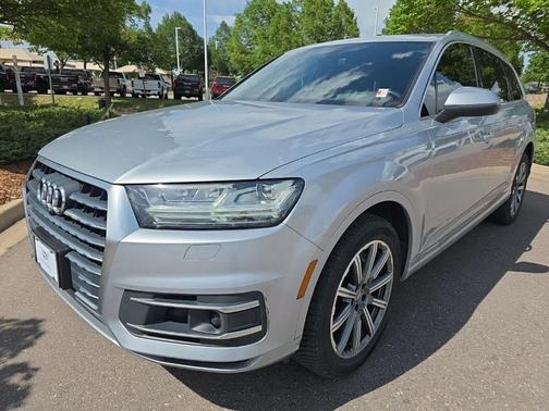 Florett Silver Metallic 2018 Audi Q7 3.0T Prestige