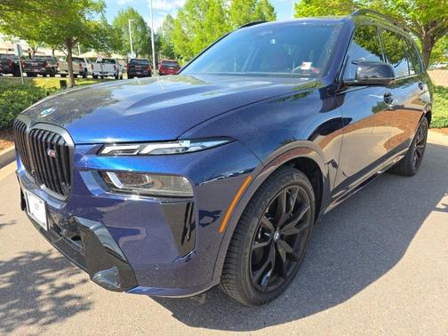 Tanzanite Blue 2026 BMW X7 M60i
