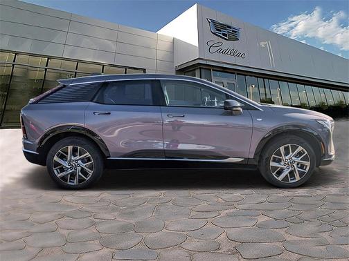 2026 Cadillac OPTIQ Luxury