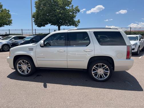 2014 Cadillac Escalade Premium