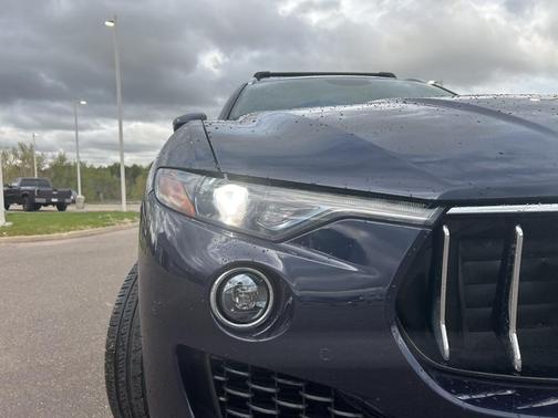 2017 Maserati Levante Base