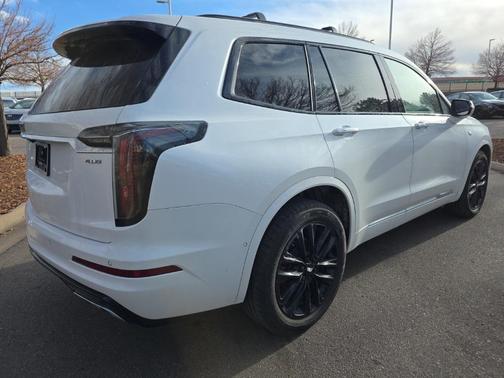 2024 Cadillac XT6 Sport AWD