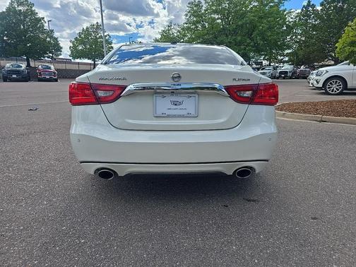 White 2018 Nissan Maxima 3.5 Platinum