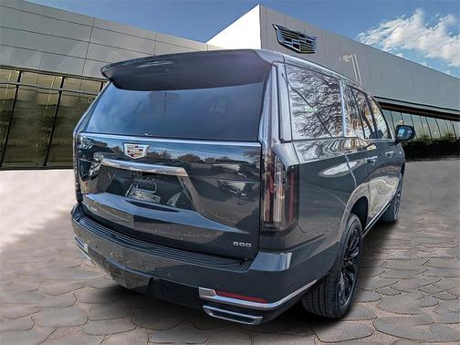 2026 Cadillac Escalade Luxury