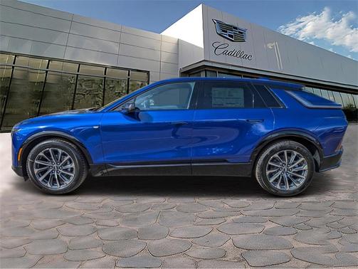 2025 Cadillac LYRIQ Sport