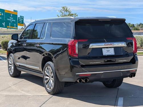 Onyx Black 2023 GMC Yukon XL Denali