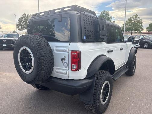 Oxford White 2022 Ford Bronco Black Diamond
