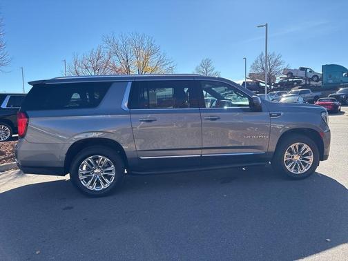 2021 GMC Yukon XL SLT
