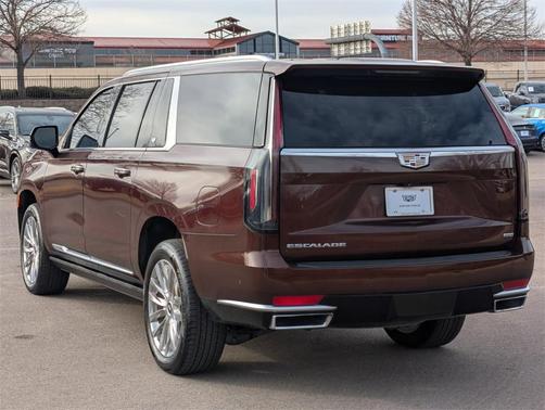 2023 Cadillac Escalade ESV Premium Luxury