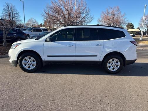 2017 Chevrolet Traverse LS