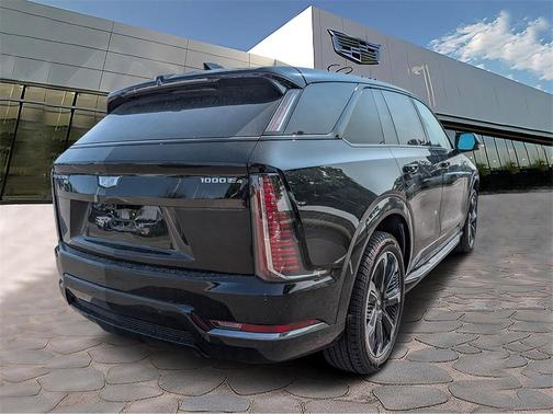 2025 Cadillac Escalade IQ Sport 2