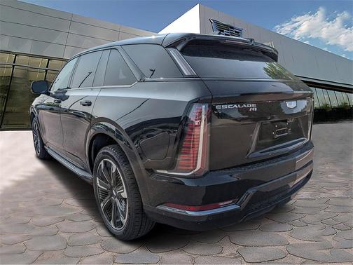 2025 Cadillac Escalade IQ Sport 2
