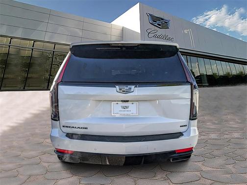 2022 Cadillac Escalade ESV Sport