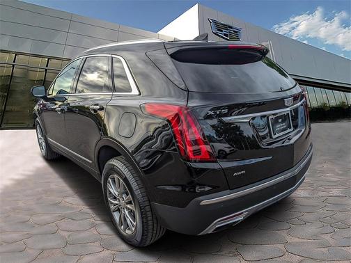 2022 Cadillac XT5 Premium Luxury