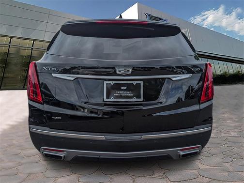 2022 Cadillac XT5 Premium Luxury