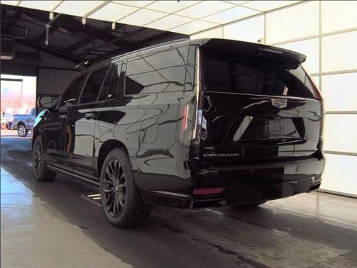 2021 Cadillac Escalade ESV Sport Platinum