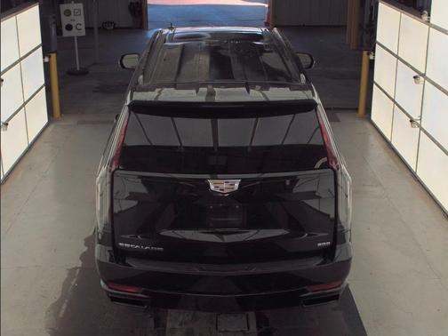 2021 Cadillac Escalade ESV Sport Platinum