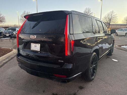 2021 Cadillac Escalade ESV Sport Platinum