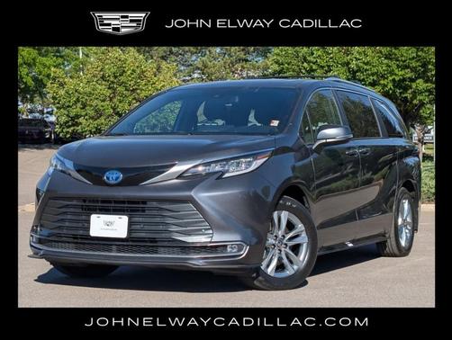 Magnetic Gray Metallic 2025 Toyota Sienna Limited