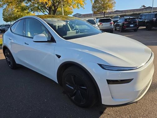 2026 Tesla Model Y Long Range