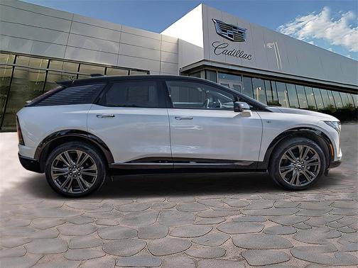2025 Cadillac OPTIQ Sport
