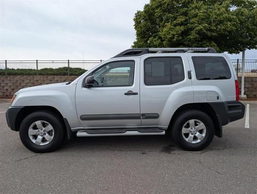 2012 Nissan Xterra S