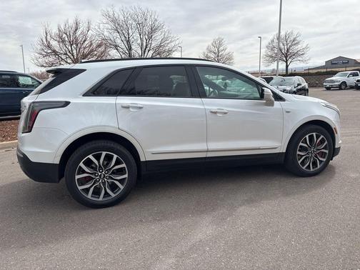 2022 Cadillac XT5 Sport