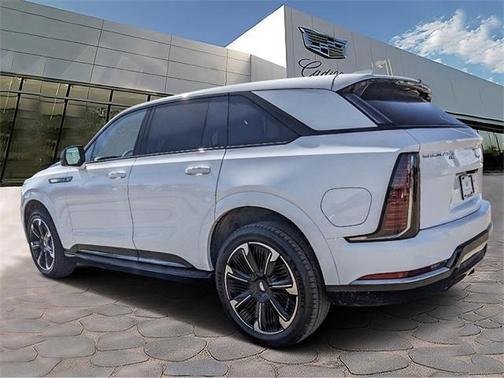 2025 Cadillac Escalade IQ Sport 2