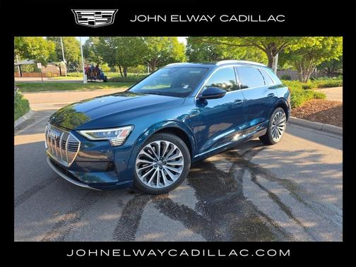 2019 Audi e-tron Prestige