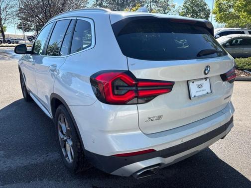 Mineral White Metallic 2023 BMW X3 sDrive30i