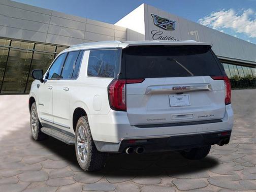 White Frost Tri-Coat 2021 GMC Yukon XL Denali
