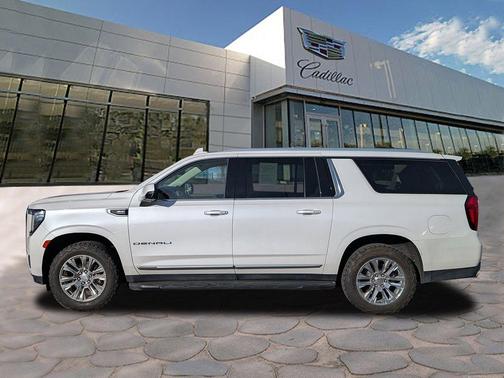 White Frost Tri-Coat 2021 GMC Yukon XL Denali
