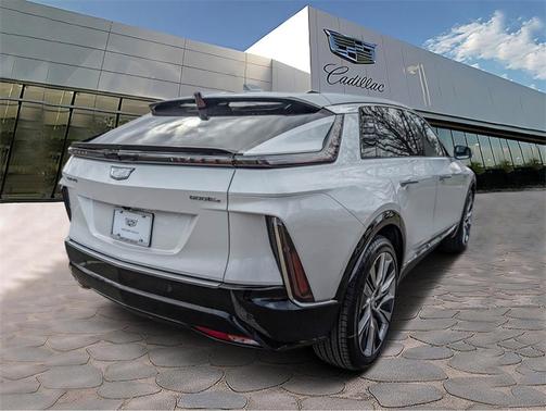 2025 Cadillac LYRIQ Luxury