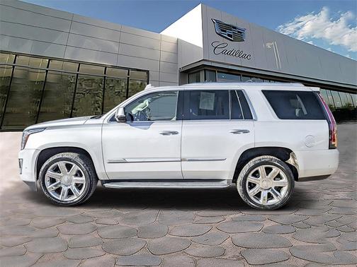 2017 Cadillac Escalade Luxury